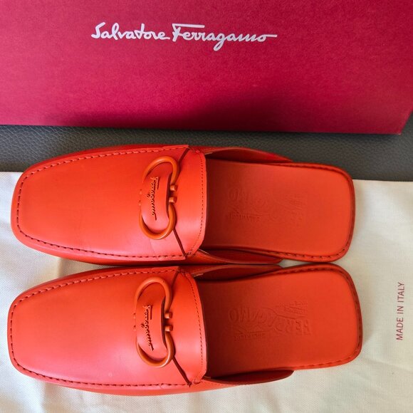 Salvatore Ferragamo Vulcano Red Calf Leather Mule - Picture 5 of 12